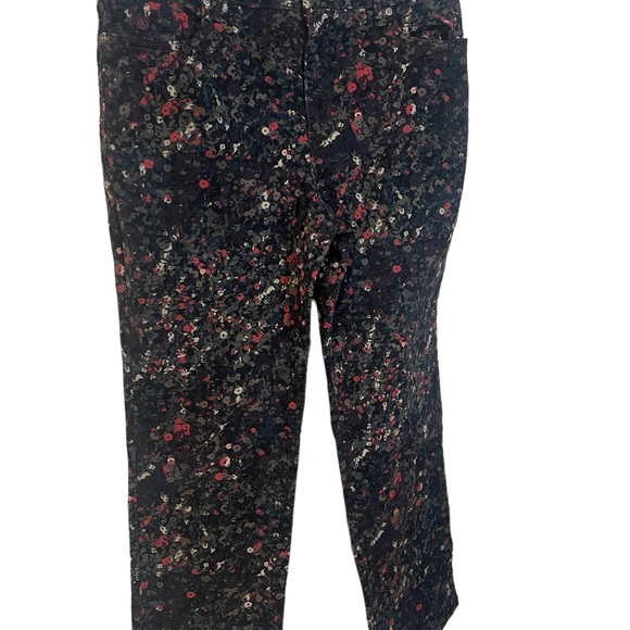 A pair of Gloria Vanderbilt pants in size 12 - Picture 2 of 6